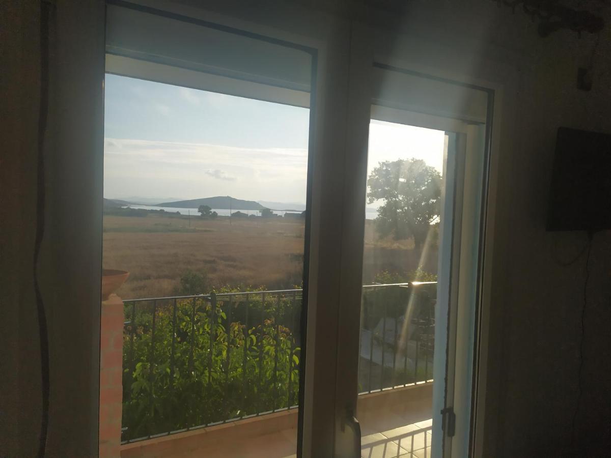 Seaview Saravari Studios Agios Alexandros Exterior photo
