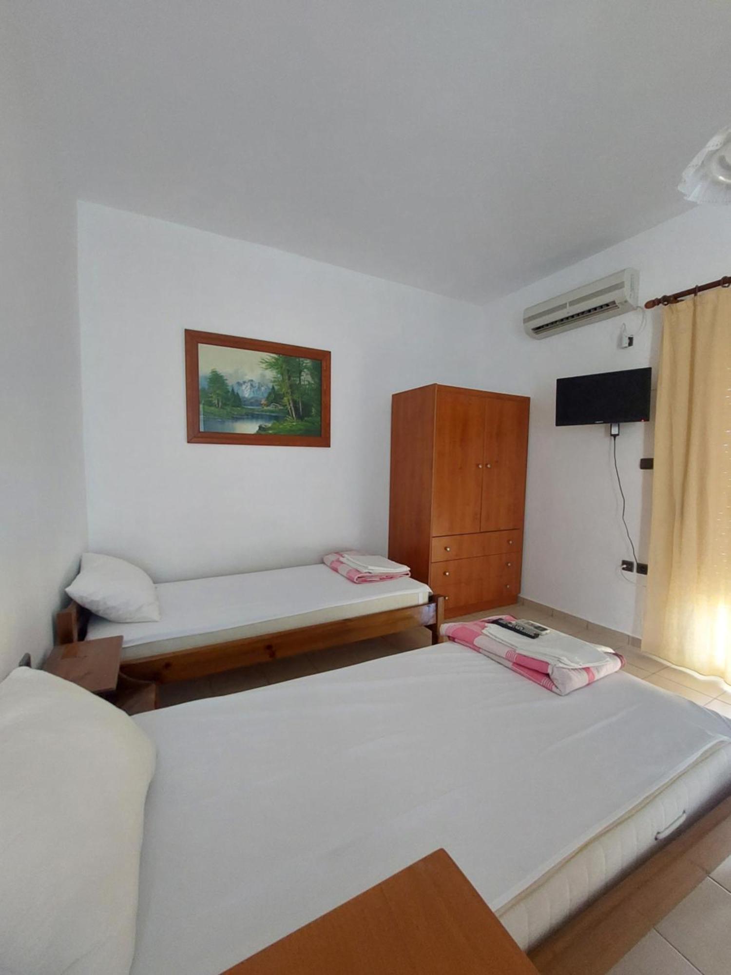 Seaview Saravari Studios Agios Alexandros Room photo